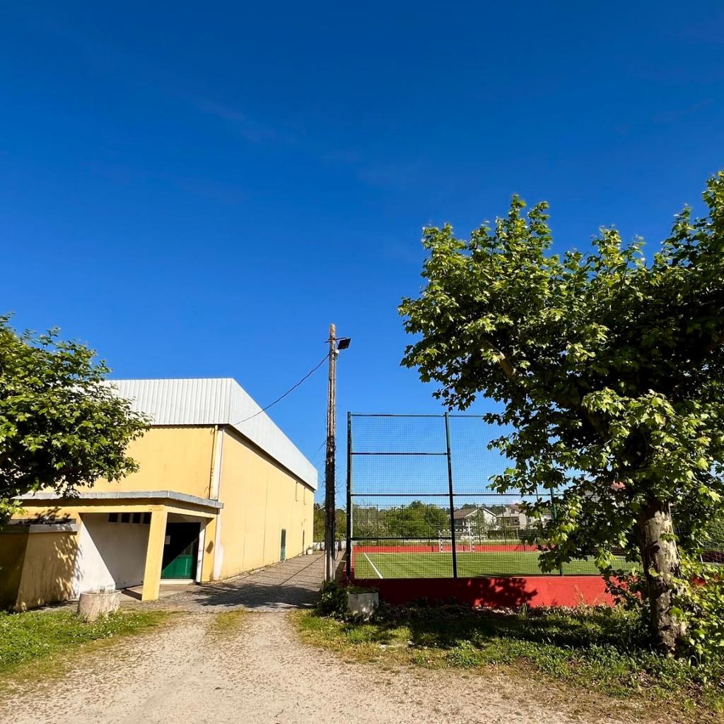 Associa&ccedil;&atilde;o Desportiva e Recreativa de Avi&uacute;ges